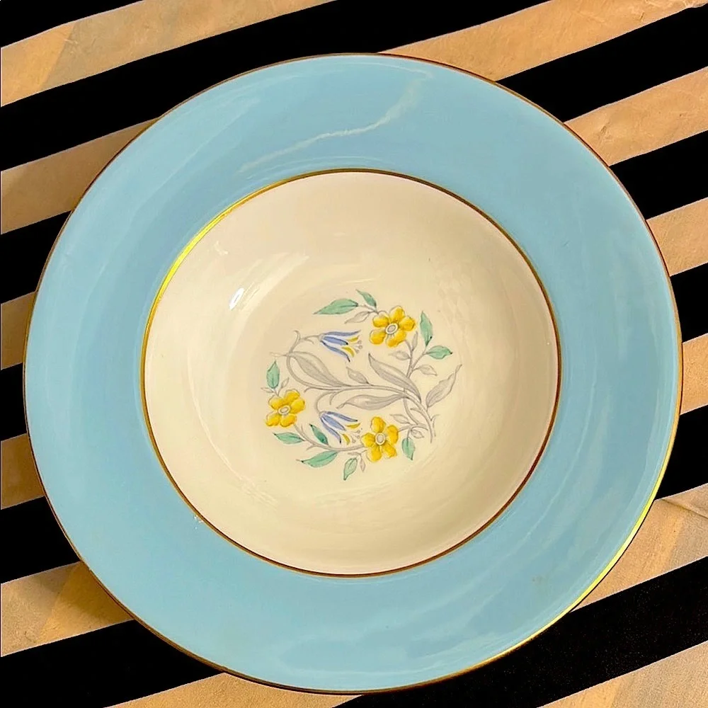 Vintage Royal‎ Doulton Barclay 4908 Salad Plates – Deep Dish Wide Rim| Set/4| 8”